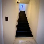 Apartament 1bed Maisonette In Bugibba Square By Homely St Paul's Bay