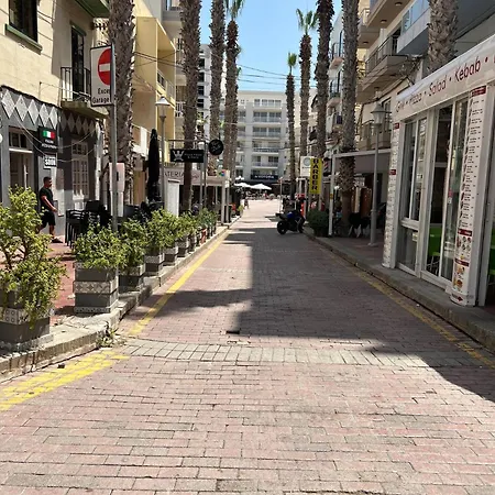 1bed Maisonette In Bugibba Square By Homely Appartamento St. Paul's Bay