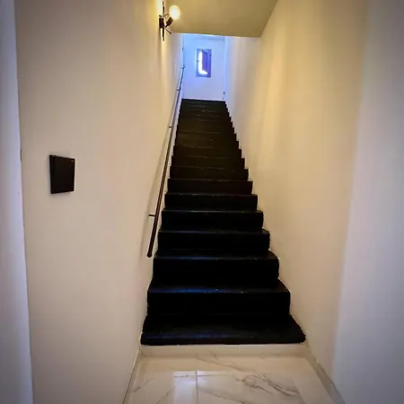 Apartment 1bed Maisonette In Bugibba Square By Homely St. Paul's Bay