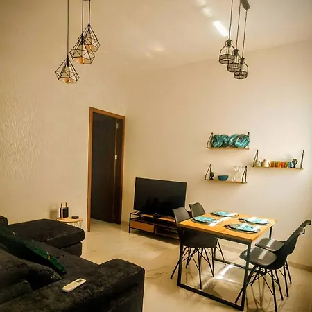 Appartement 1bed Maisonette In Bugibba Square By Homely *